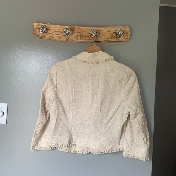 Point Zero Ruffle Embroidered Floral Button Cream Blazer coat with Pockets - Picture 7 of 7